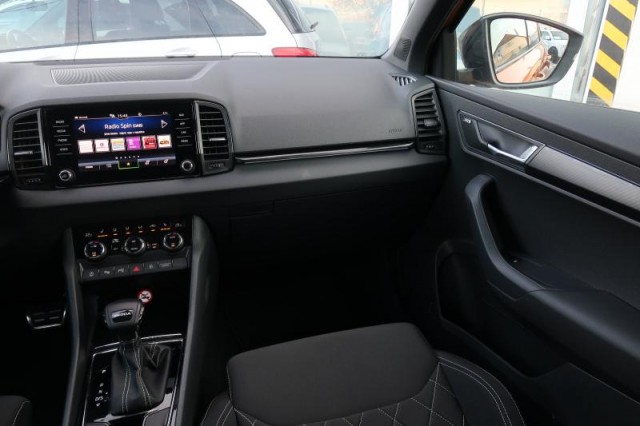 Škoda Karoq  1.5 TSI Sportline