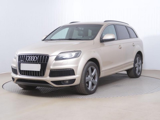 Audi Q7  3.0 TDI S-Line