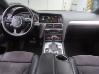 Audi Q7  3.0 TDI S-Line