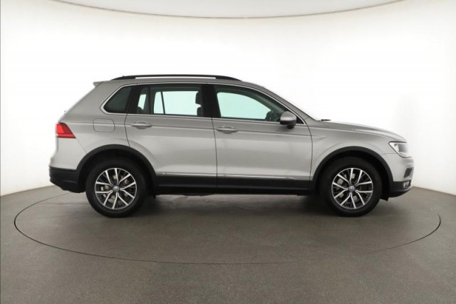 Volkswagen Tiguan  2.0 TDI 