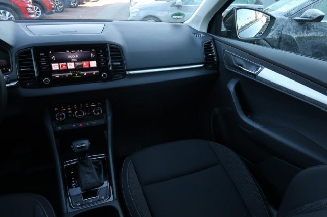 Škoda Karoq  1.5 TSI Fresh