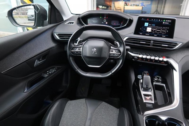Peugeot 5008  1.6 BlueHDi 