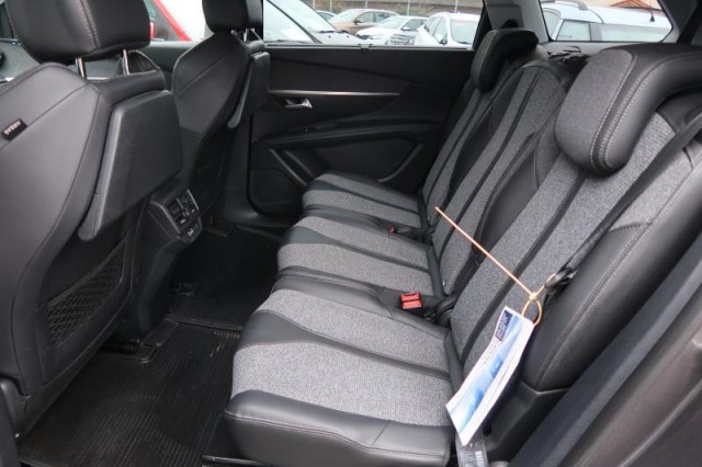 Peugeot 5008  1.6 BlueHDi 