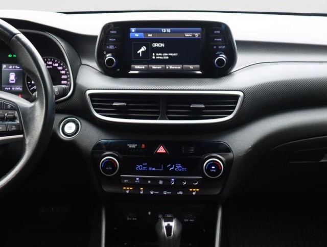 Hyundai Tucson  2.0 CRDi Adventure