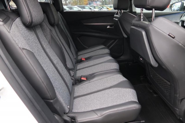 Peugeot 5008  PureTech 130 