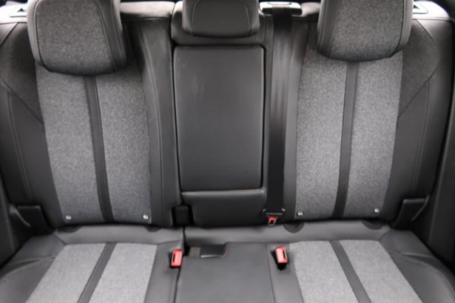 Peugeot 3008  1.6 BlueHDi 