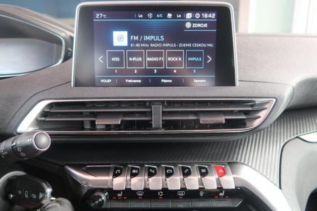 Peugeot 3008  1.2 PureTech Active