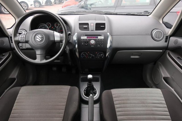 Suzuki SX4  1.6 VVT 