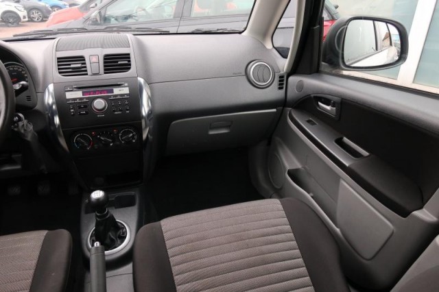 Suzuki SX4  1.6 VVT 