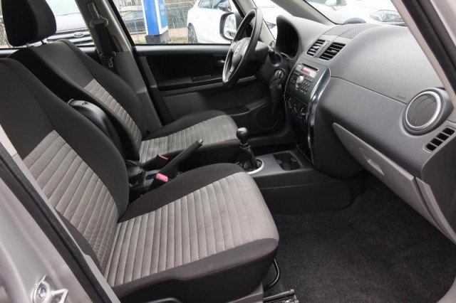Suzuki SX4  1.6 VVT 