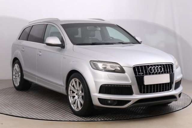 Audi Q7  3.0 TDI S-Line