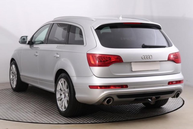 Audi Q7  3.0 TDI S-Line