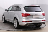 Audi Q7  3.0 TDI S-Line