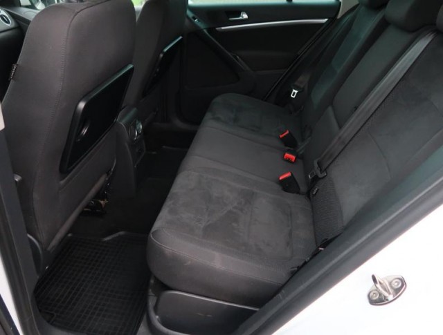 Volkswagen Tiguan  2.0 TDI R-Line
