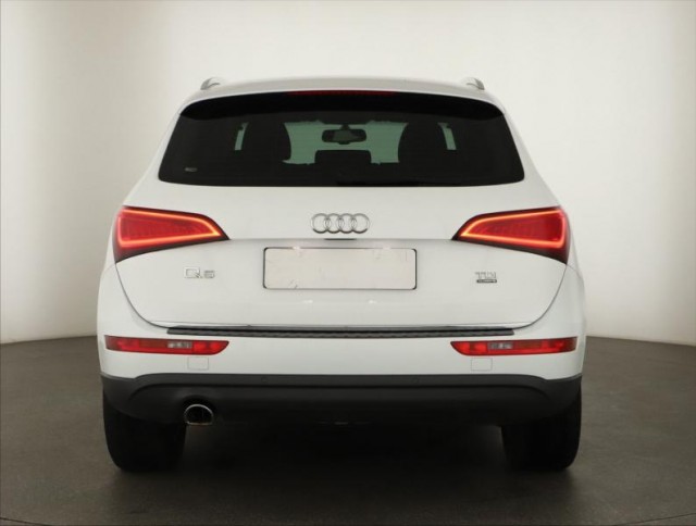 Audi Q5  2.0 TDI 