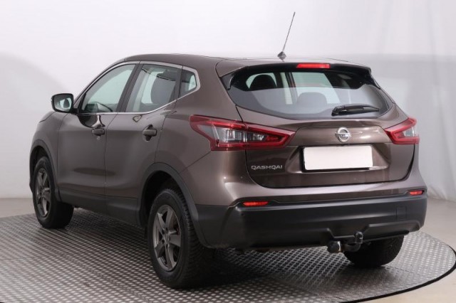 Nissan Qashqai  1.3 DIG-T 
