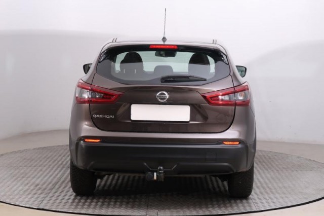 Nissan Qashqai  1.3 DIG-T 