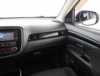 Mitsubishi Outlander  2.0 Intense