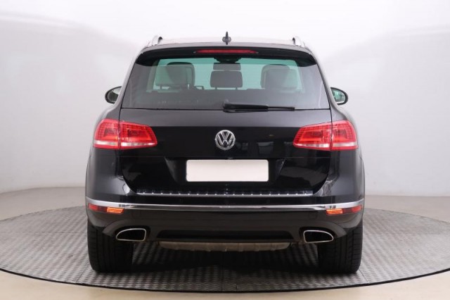 Volkswagen Touareg  3.0 TDI 