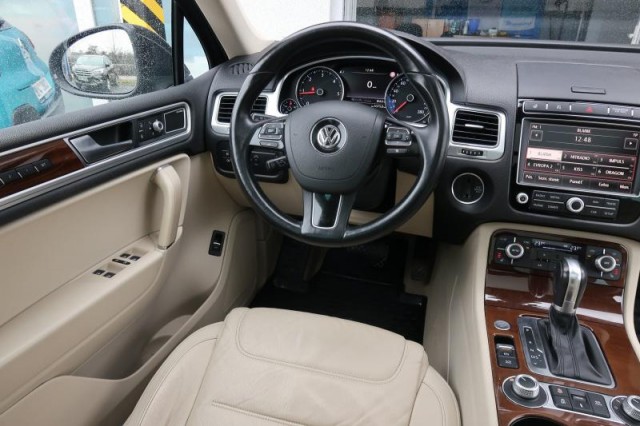 Volkswagen Touareg  3.0 TDI 