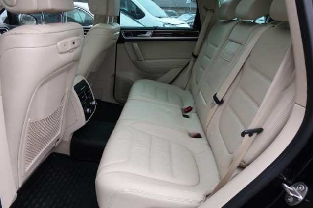 Volkswagen Touareg  3.0 TDI 