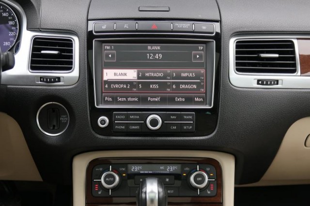 Volkswagen Touareg  3.0 TDI 