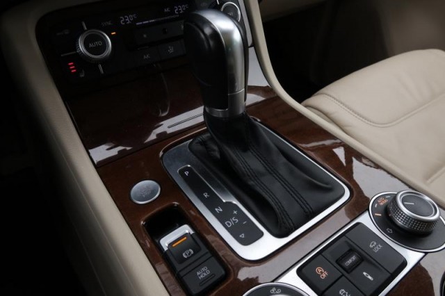 Volkswagen Touareg  3.0 TDI 