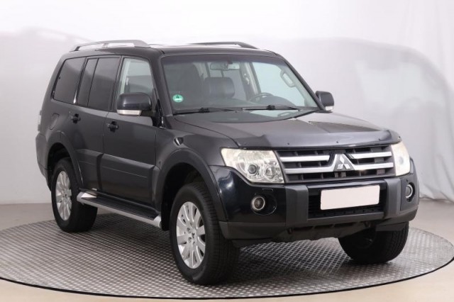 Mitsubishi Pajero  3.2 DI-D 