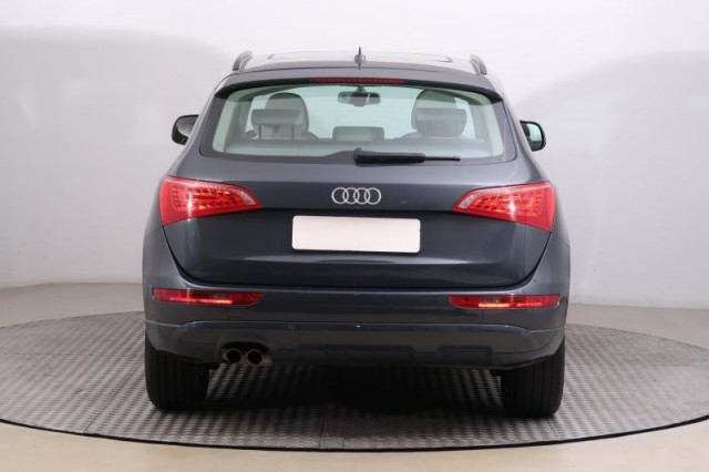 Audi Q5  2.0 TDI 