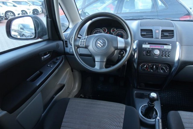Suzuki SX4  1.6 VVT 