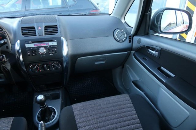Suzuki SX4  1.6 VVT 