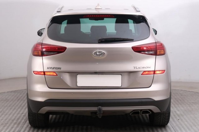 Hyundai Tucson  1.6 T-GDI Trikolor