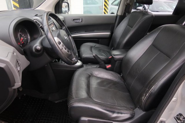 Nissan X-Trail  2.5 