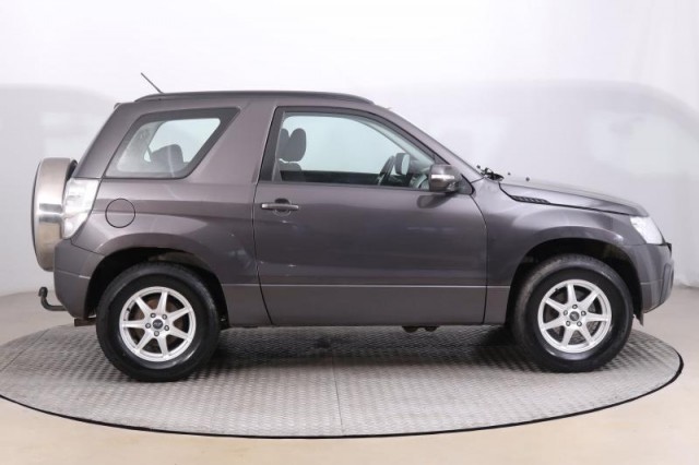 Suzuki Grand Vitara  1.6 