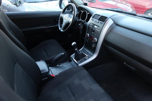 Suzuki Grand Vitara  1.6 