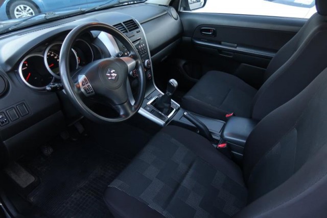 Suzuki Grand Vitara  1.6 