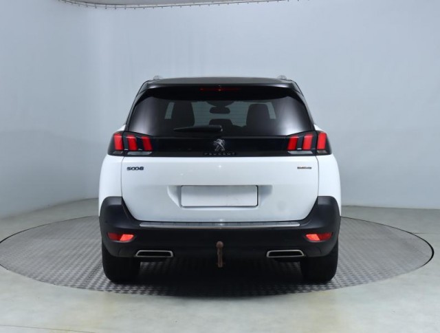 Peugeot 5008  2.0 BlueHDi 