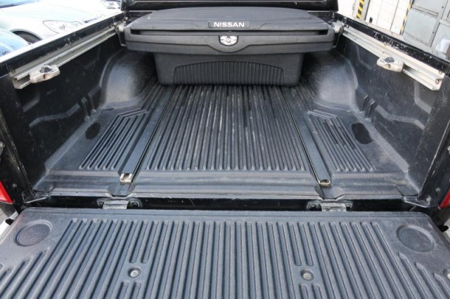 Nissan Navara  3.0 dCi 