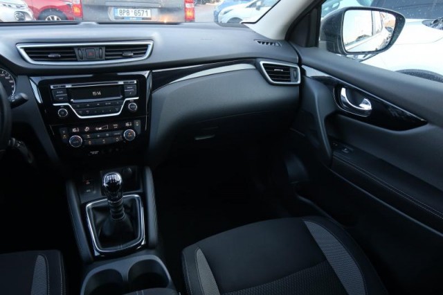 Nissan Qashqai  1.6 DIG-T Acenta