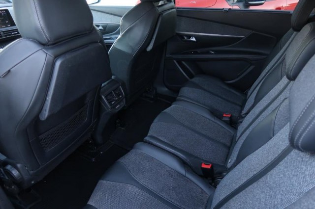 Peugeot 5008  PureTech 180 