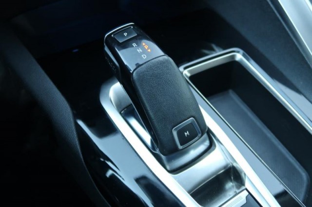 Peugeot 5008  PureTech 180 