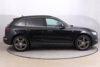 Audi Q5  2.0 TDI S line