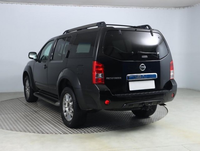Nissan Pathfinder  2.5 dCi 