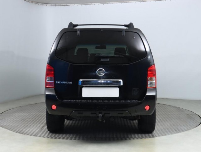 Nissan Pathfinder  2.5 dCi 