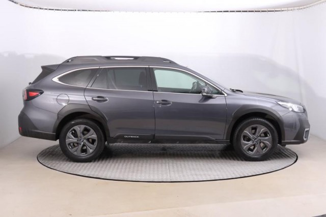 Subaru Outback  2.5 i 