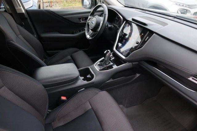 Subaru Outback  2.5 i 