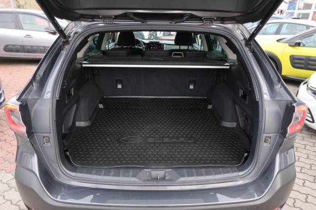 Subaru Outback  2.5 i 