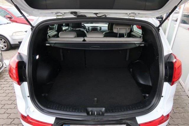 Kia Sportage  2.0 CRDi 