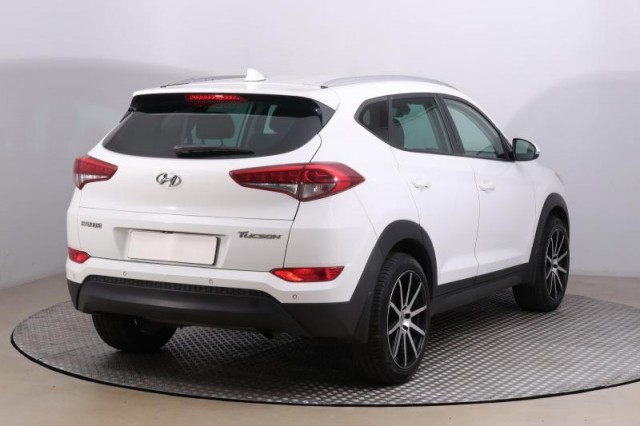 Hyundai Tucson  1.7 CRDi 
