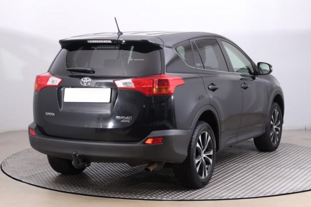 Toyota RAV 4  2.0 VVT-i Active
